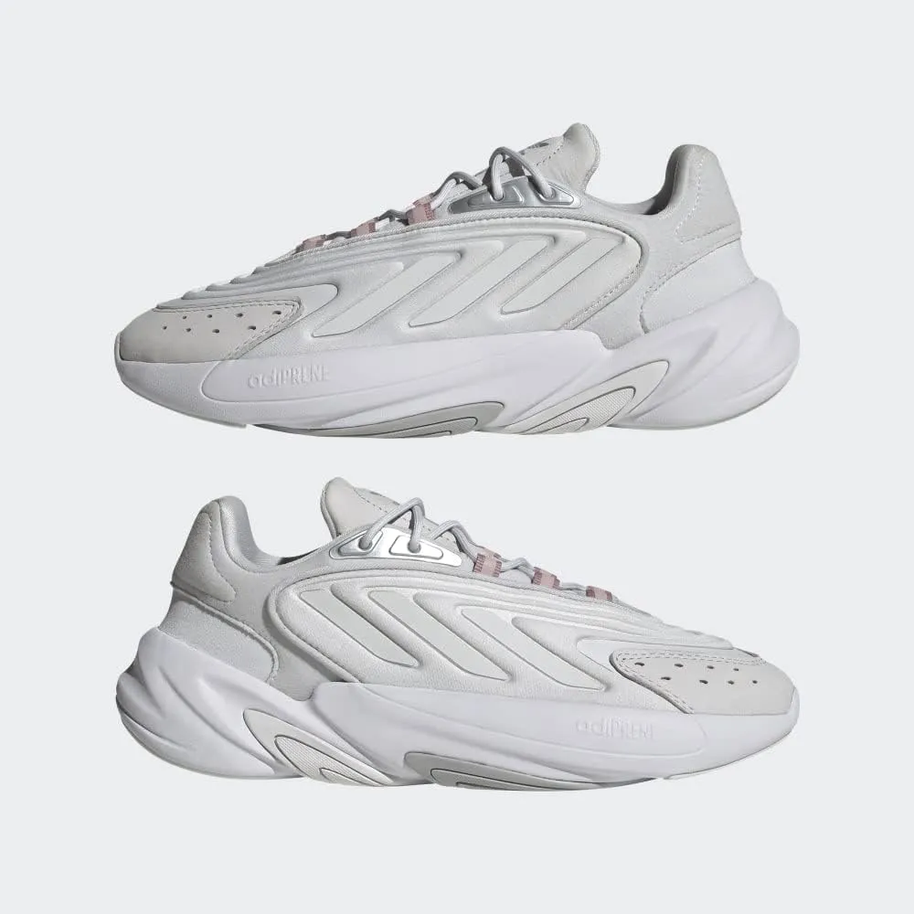 adidas Originals Women's Ozelia Sneaker