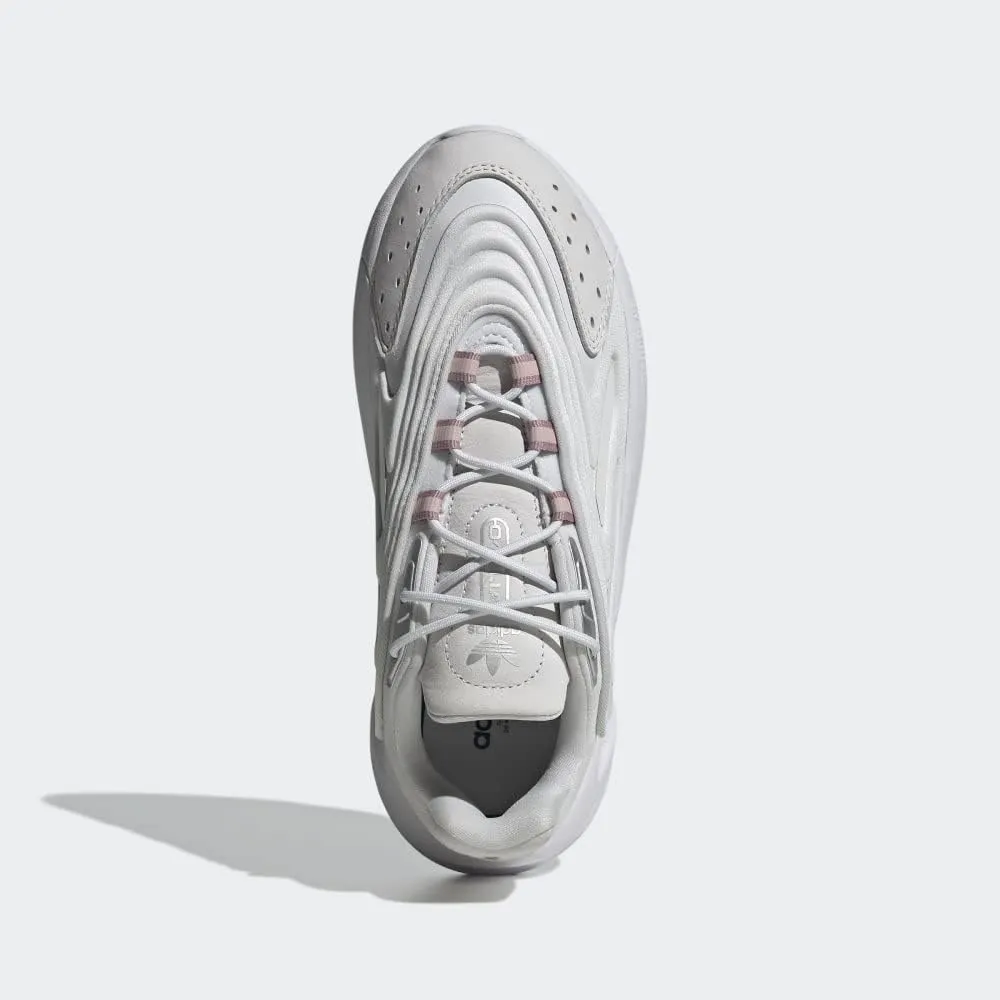 adidas Originals Women's Ozelia Sneaker