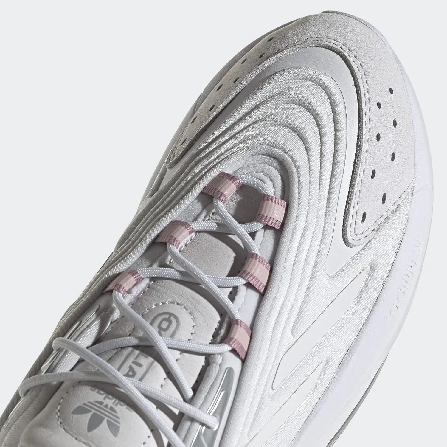 adidas Originals Women's Ozelia Sneaker