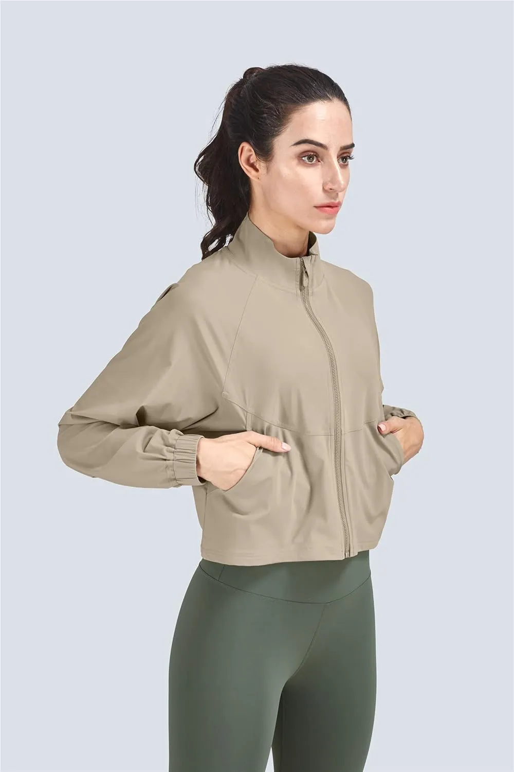 altiland Women's Athletic Running Yoga Gym Track Zip Up Cropped Jackets UPF 50  Sun Protection Long Sleeve Workout Shirts