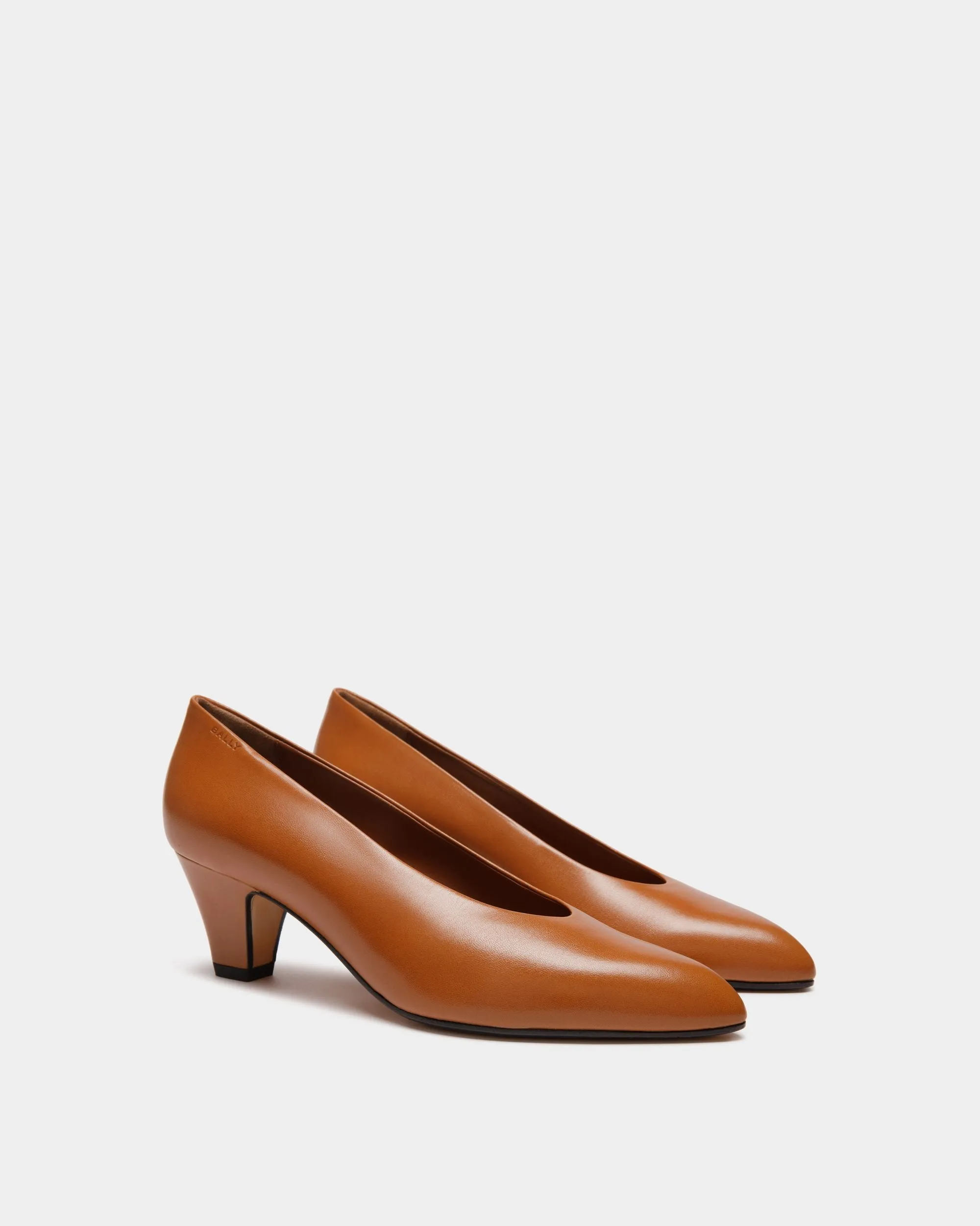 Alva Pump in Brown Leather