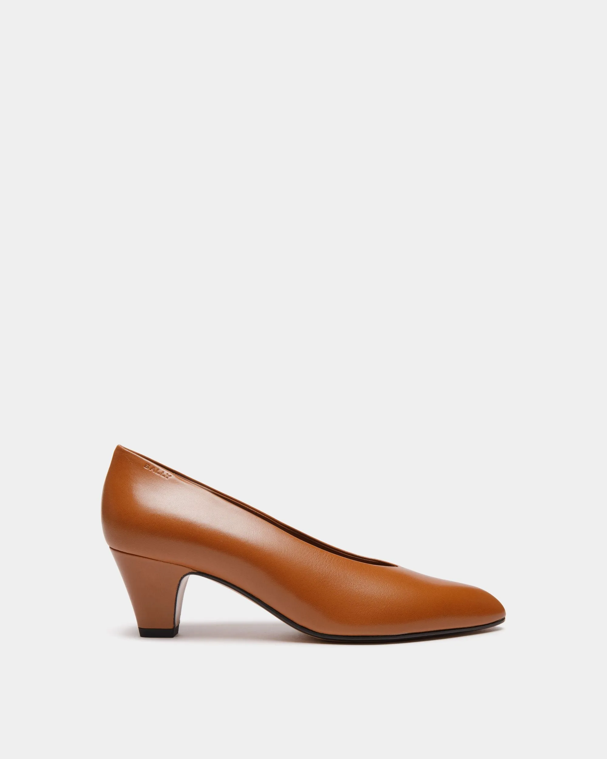Alva Pump in Brown Leather
