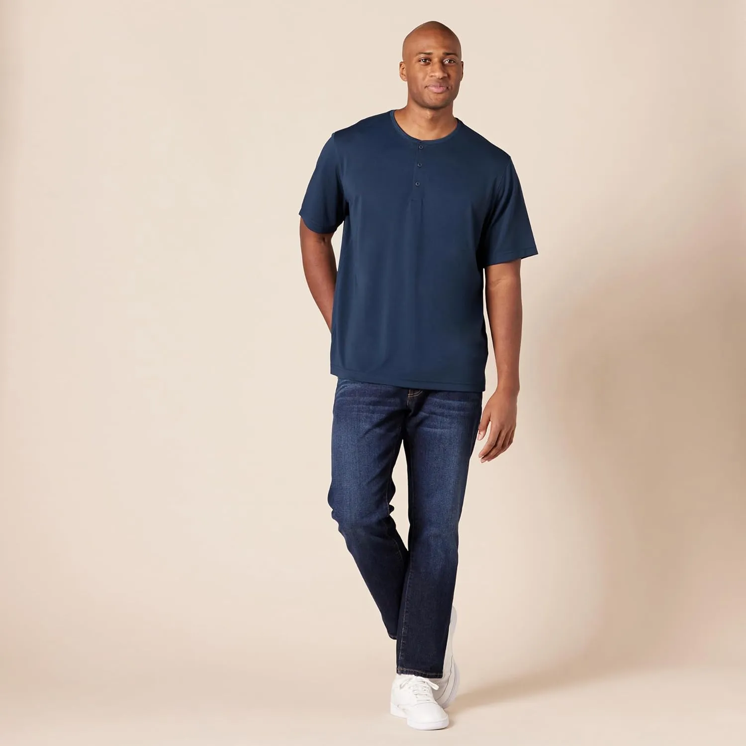 Amazon Essentials Henley Shirts for Men, Short Sleeve, Quick-Dry Jersey, Regular-Fit, 2-Pack