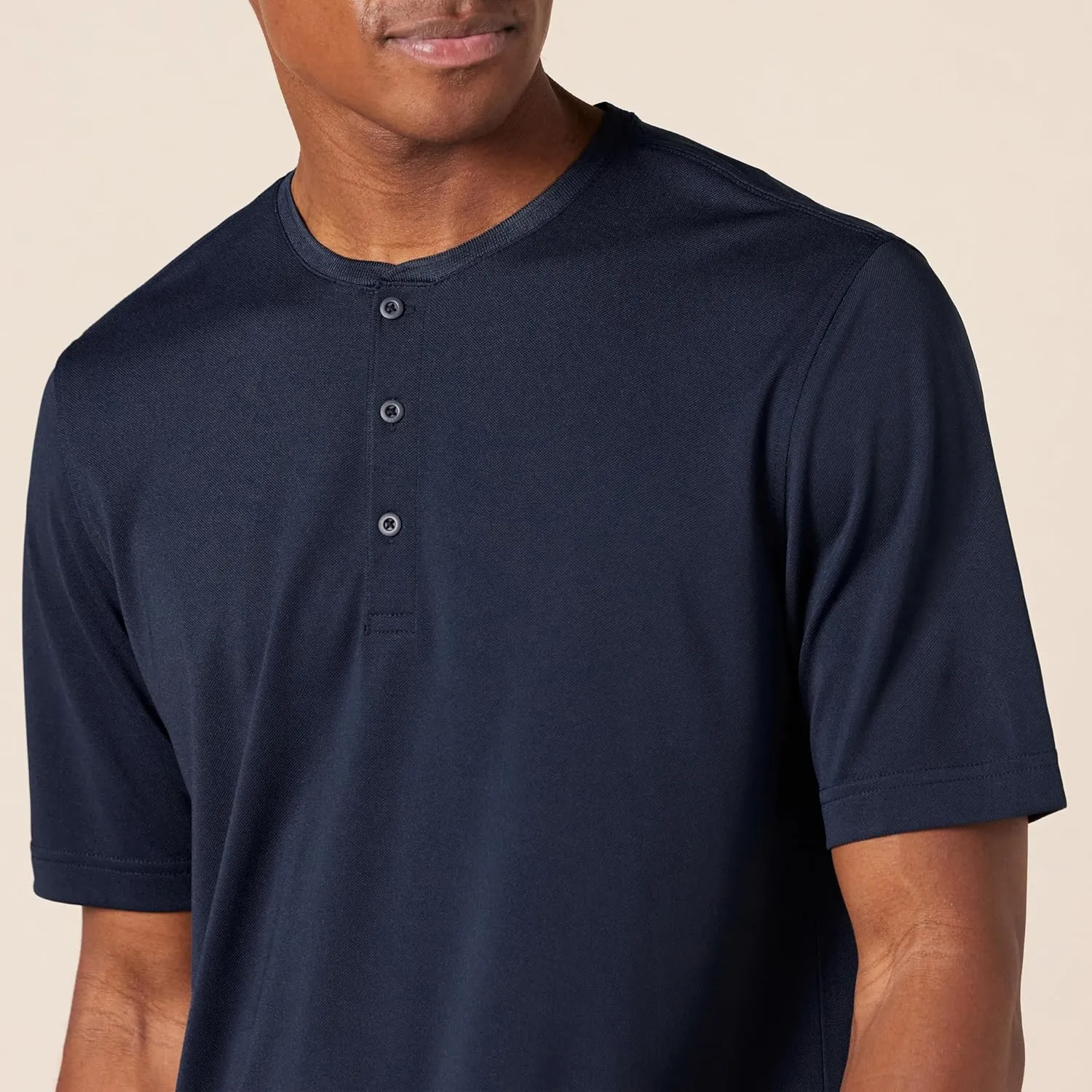 Amazon Essentials Henley Shirts for Men, Short Sleeve, Quick-Dry Jersey, Regular-Fit, 2-Pack