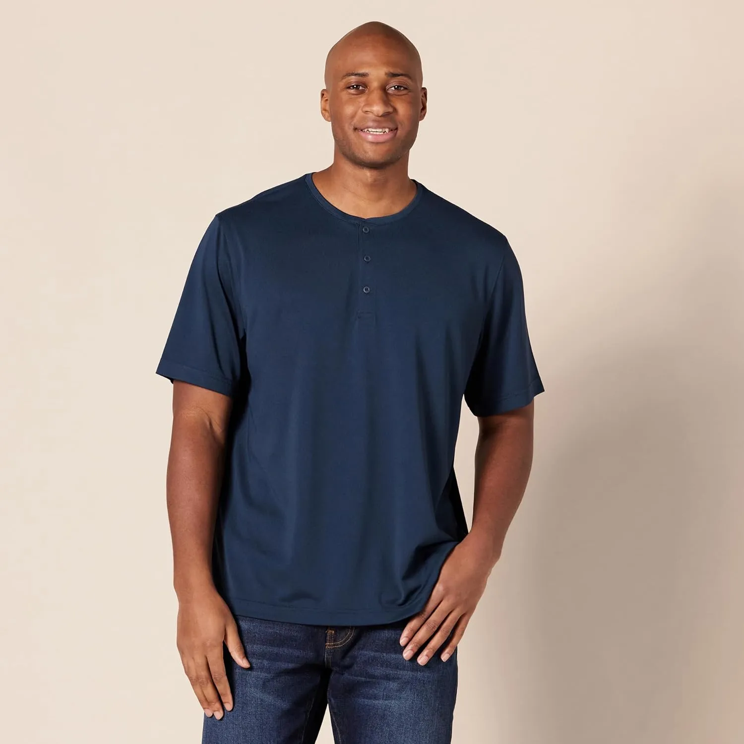 Amazon Essentials Henley Shirts for Men, Short Sleeve, Quick-Dry Jersey, Regular-Fit, 2-Pack