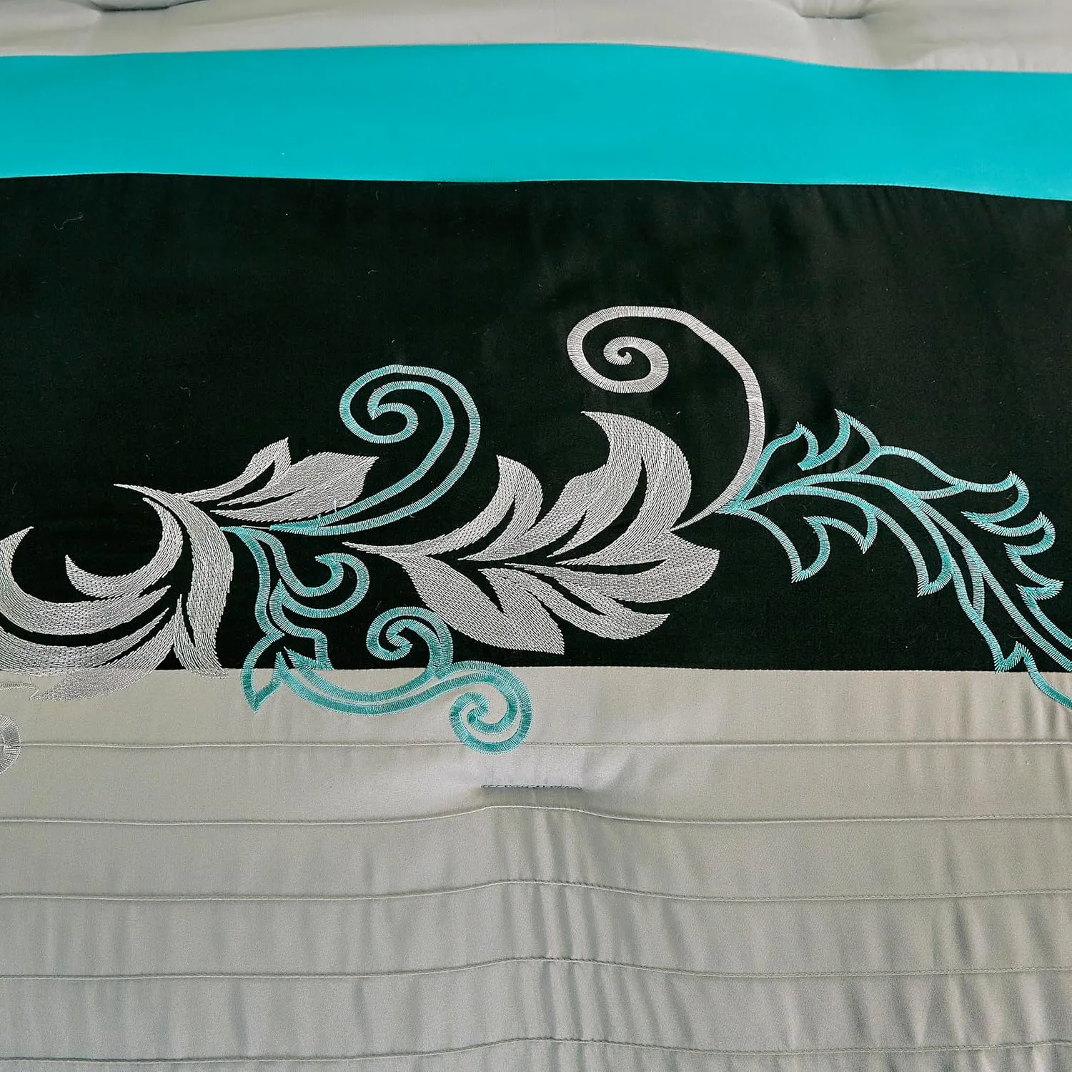 Chezmoi Collection Alana 7-Piece Bed in a Bag Comforter Set with Sheets - Embroidered Floral Luxury Leaves Teal Blue/Black/Gray Lightweight All Season Bedding, Queen Size