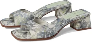 Chinese Laundry Women's Liinda Pump
