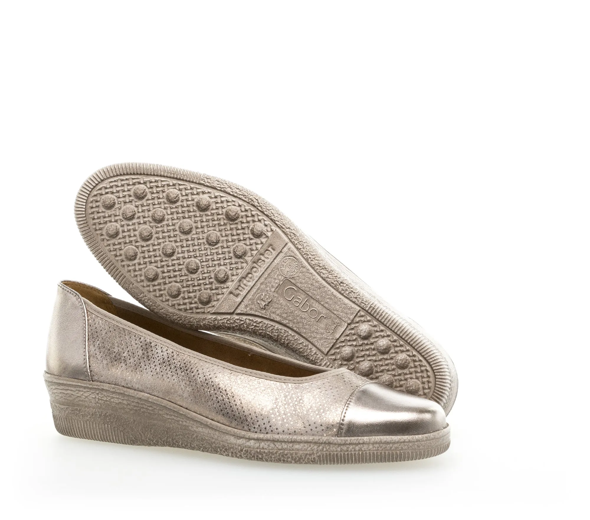 GABOR - 66.042.62 LOW WEDGE SLIP ON SHOE (G FIT) - GOLD METALLIC