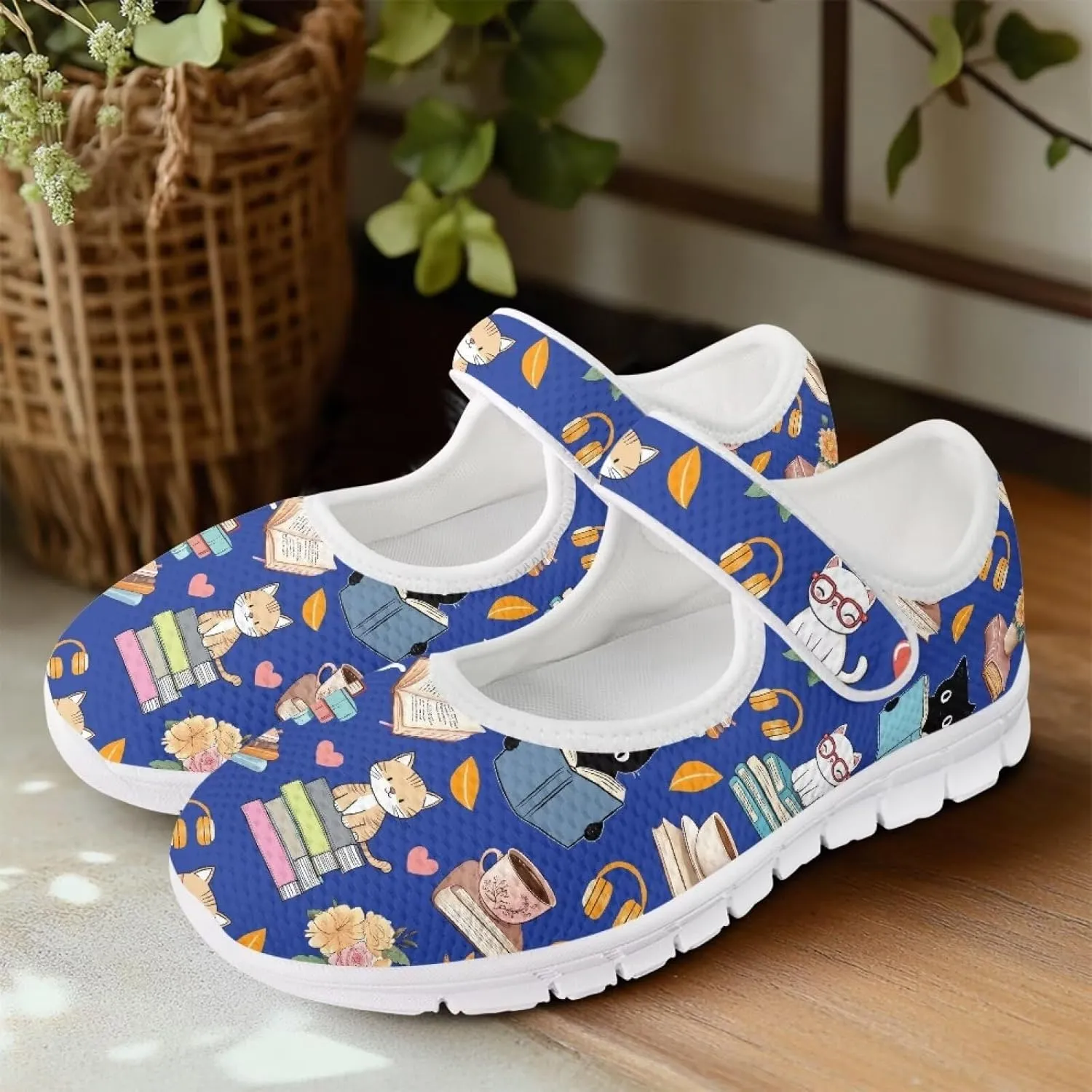 GOSTONG Women's Walking Shoes Lightweight Non Slip Round Toe Casual Shoes Breathable Mesh Daily Sneakers Nurses Work Flat Shoe Size 5.5-10