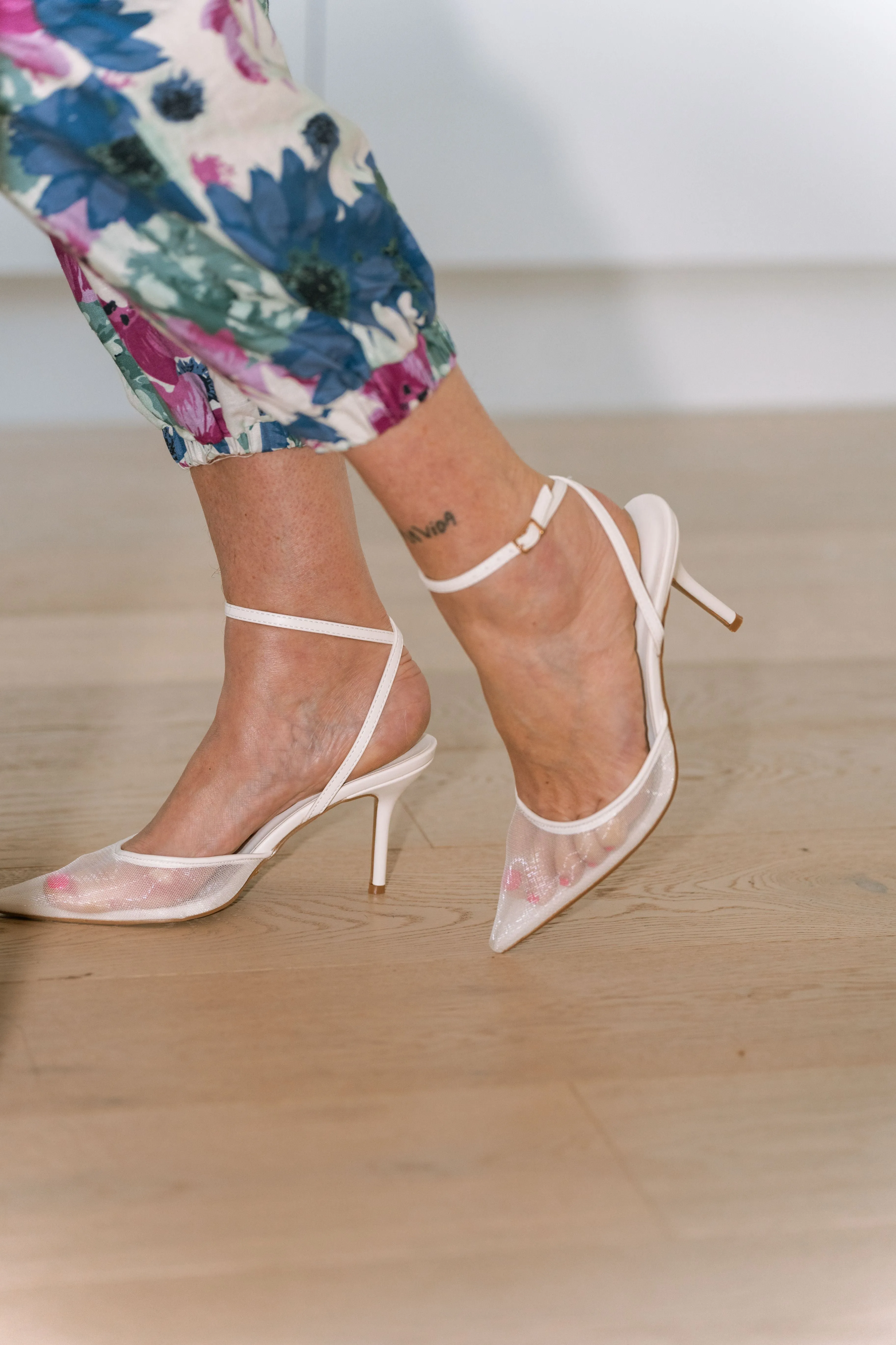 KETIFA | WHITE MESH | BILLINI