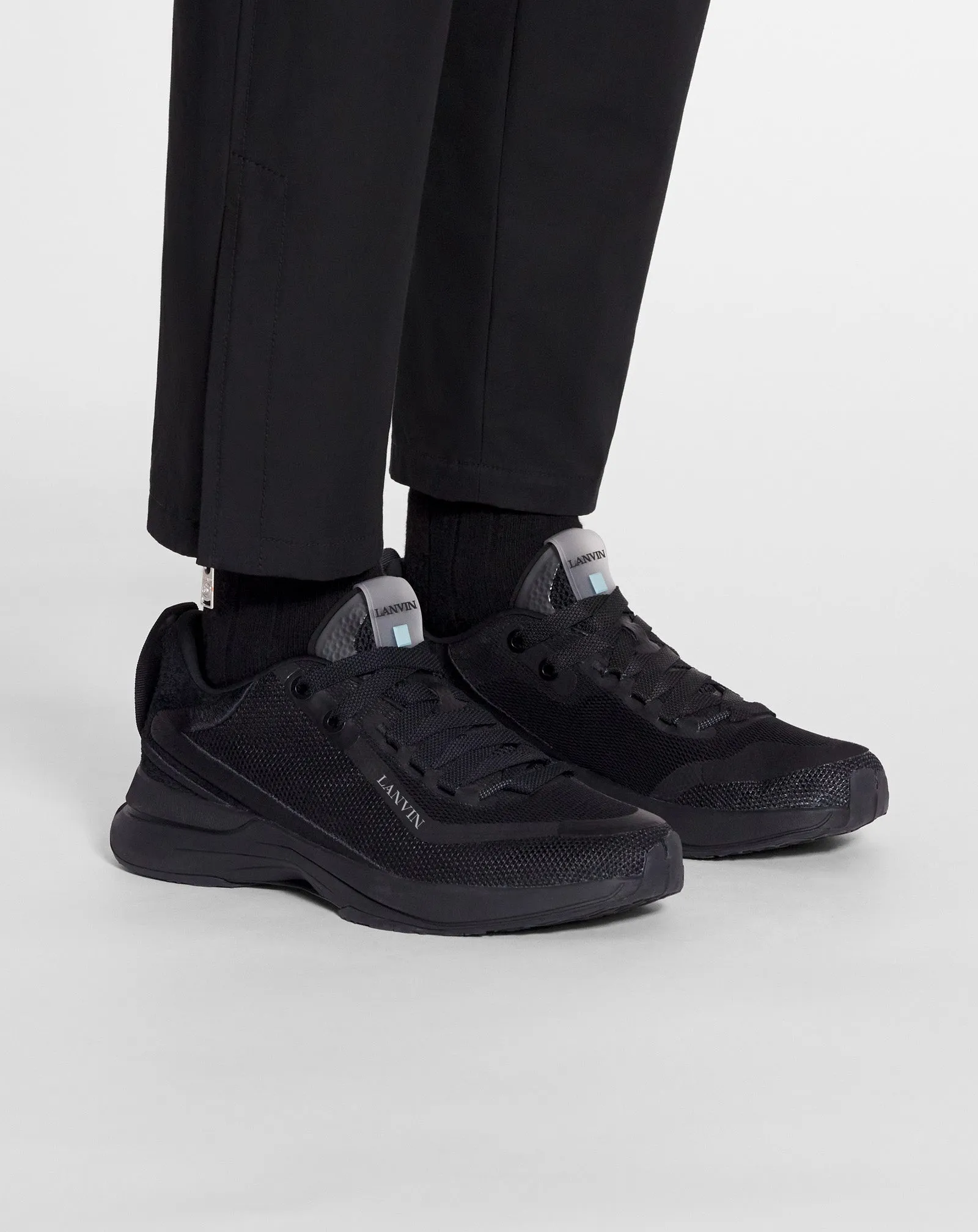 L-I MESH SNEAKERS