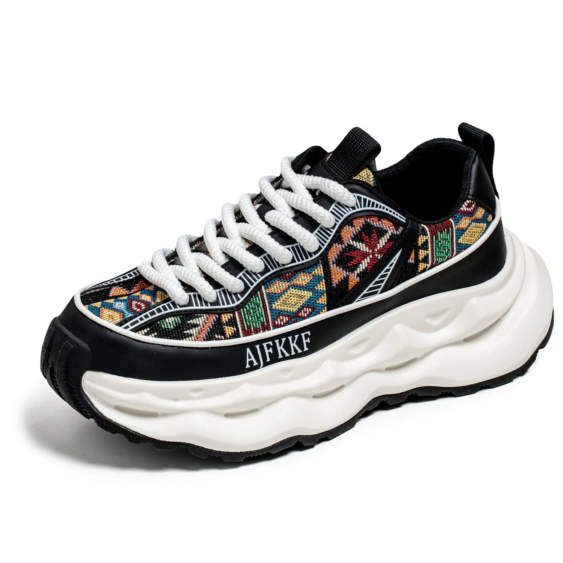 Leichte Sneaker mit Höheneffekt