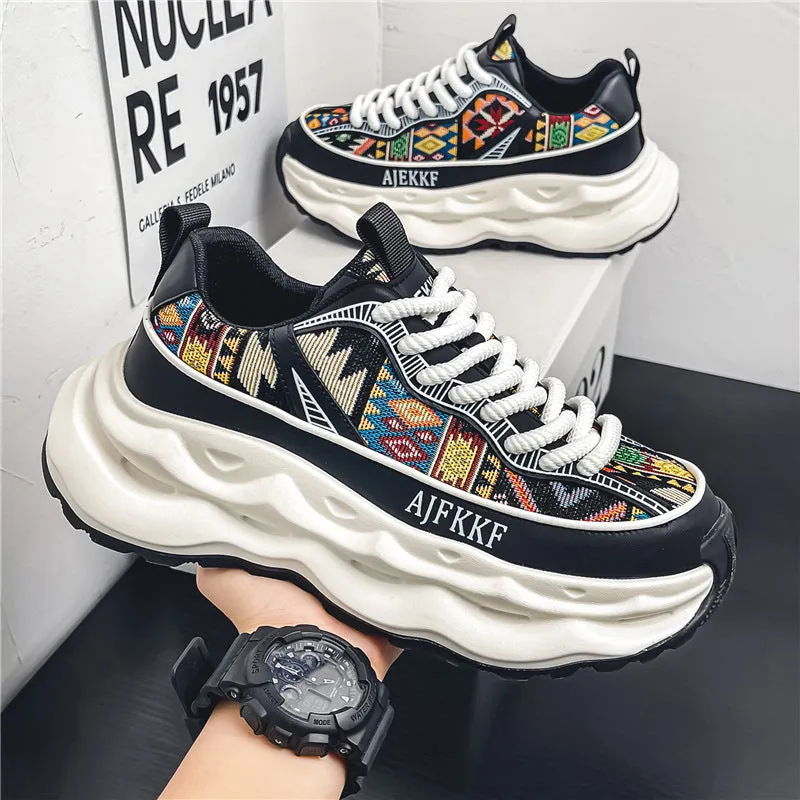 Leichte Sneaker mit Höheneffekt
