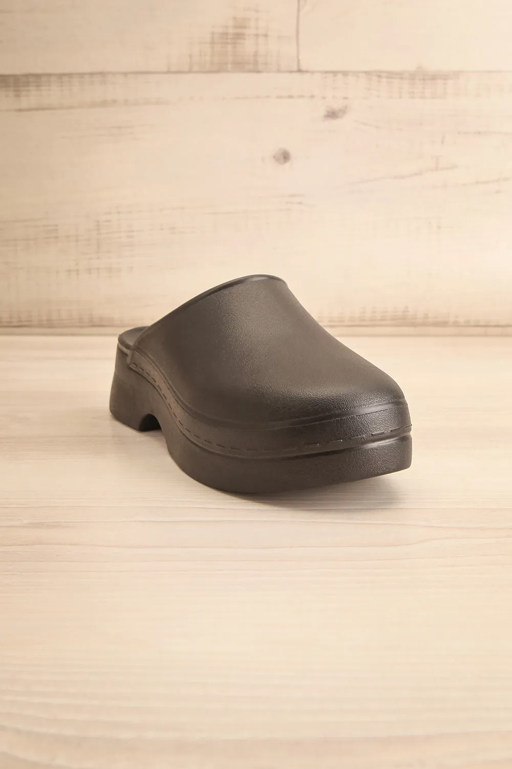 Magnolia Black | Lightweight Mules