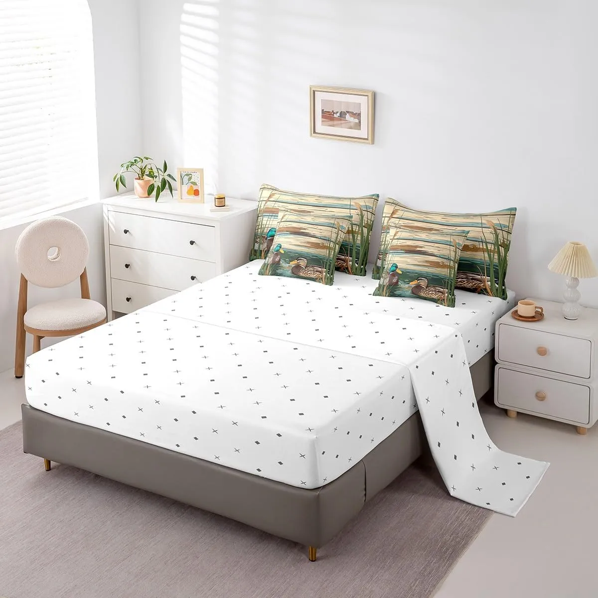 Manfei 7 Pieces Duck Kids Comforter Set King Size, Wild Mandarin Duck Bedding Set for Boys Girls Room Decor, Retro Wooden Plank Bed in a Bag with Comforter, Fitted Sheet, Top Sheet and Pillowcases