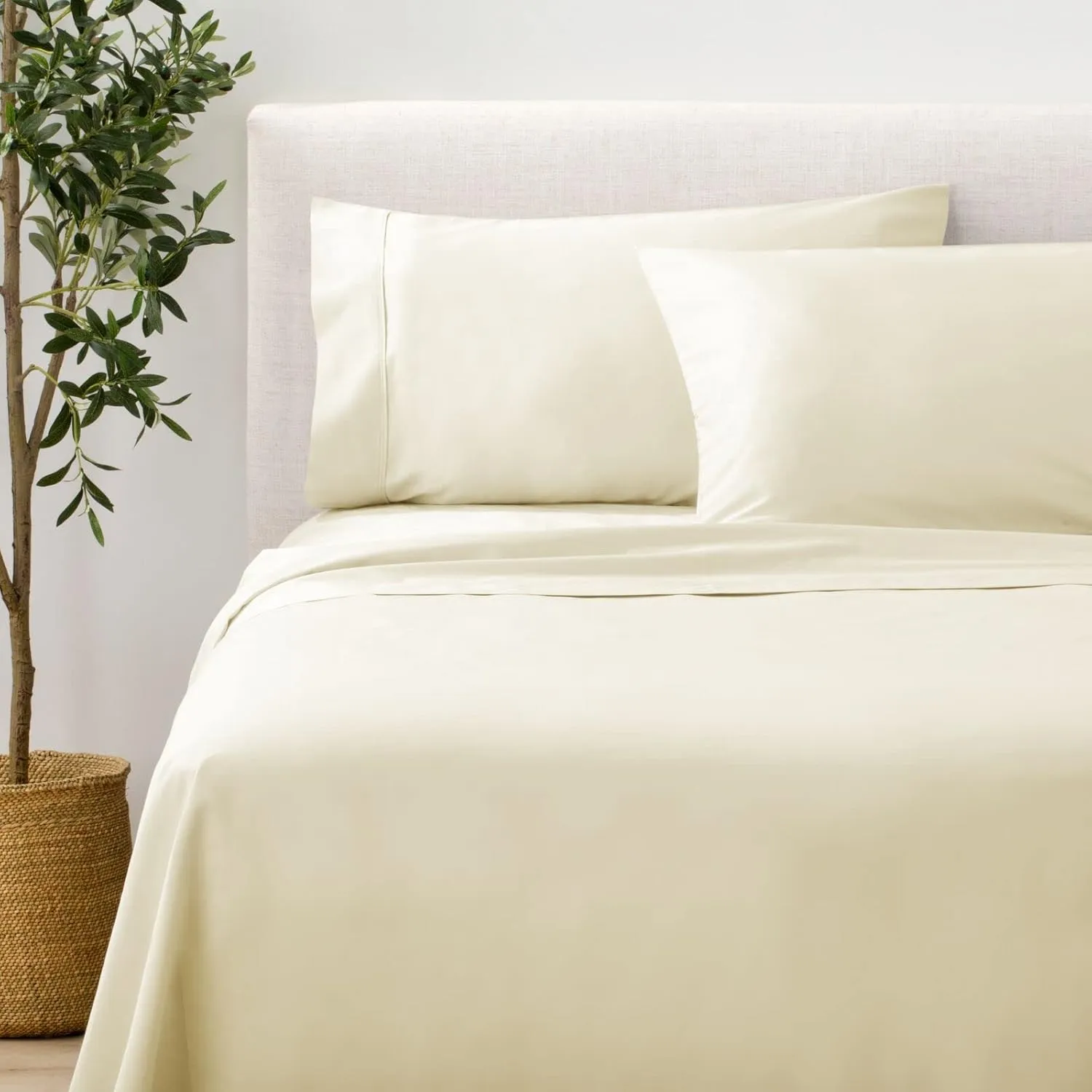 Nate Home by Nate Berkus 300TC Cotton Bedding 4-Piece Deep Pocket King Sheet Set, Smooth Sateen Weave from mDesign - Includes 1 Flat Sheet/1 Fitted Sheet/2 Pillowcases - Antique White (Beige)