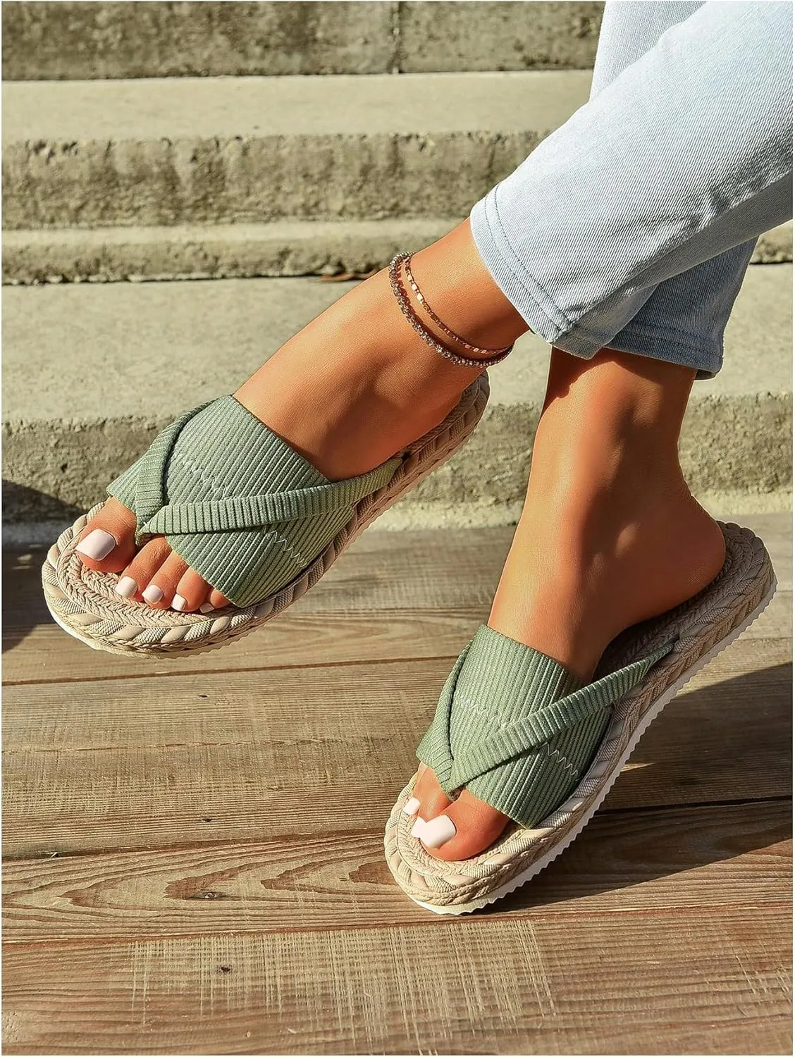 OYOANGLE Women's Flip Flop Thong Sandals Open Toe Slip on Summer Slide Sandals Beach Vacation Flat Sandal