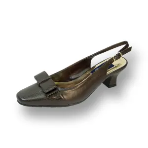 PEERAGE Adalyn Women's Wide Width Leather Dress Pumps