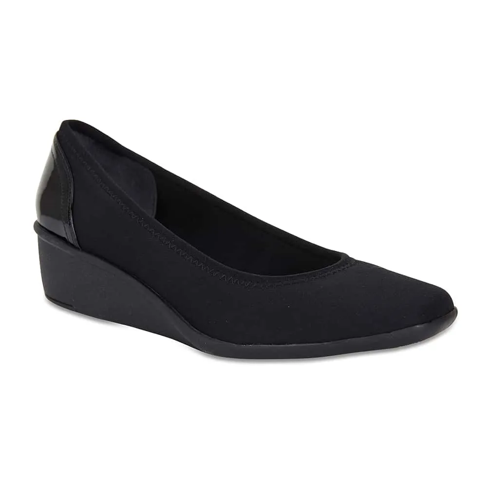 Prague Heel in Black Fabric