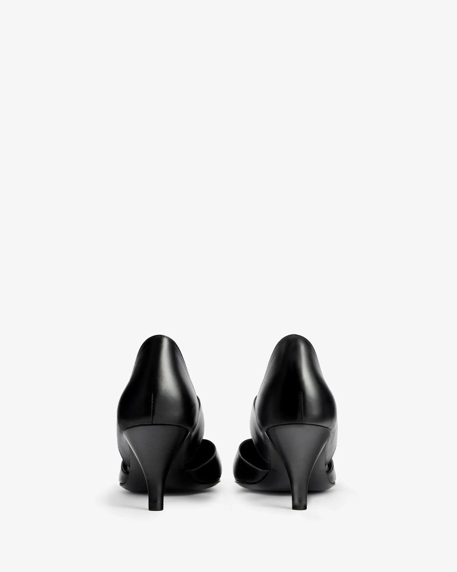 Role Pump in Black Leather