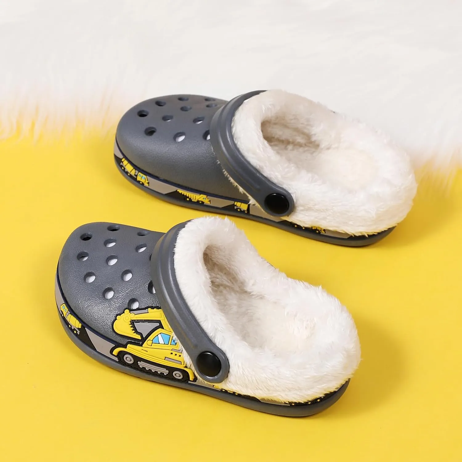 SECHRITE Kids Fur Lined Clogs Garden Shoes for Boys Girls Toddler Cartoon Sandals with Removable Fleece Lined Winter Warm Indoor Outdoor Home Slippers Non-Slip Sole