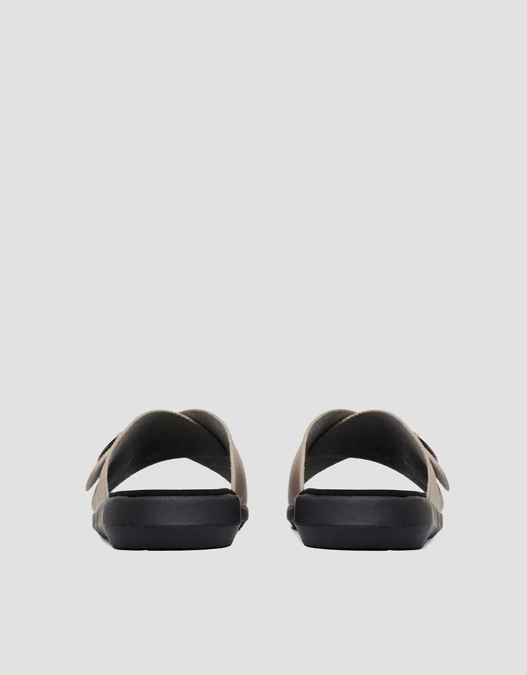 St. Yves Round Belt Slip On Wanita