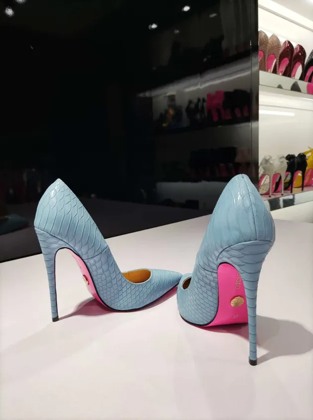 TAYA LIGHT BLUE SNAKE
