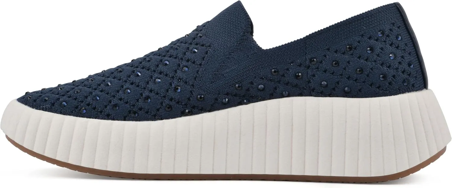 WHITE MOUNTAIN Women's Dyles Sneaker