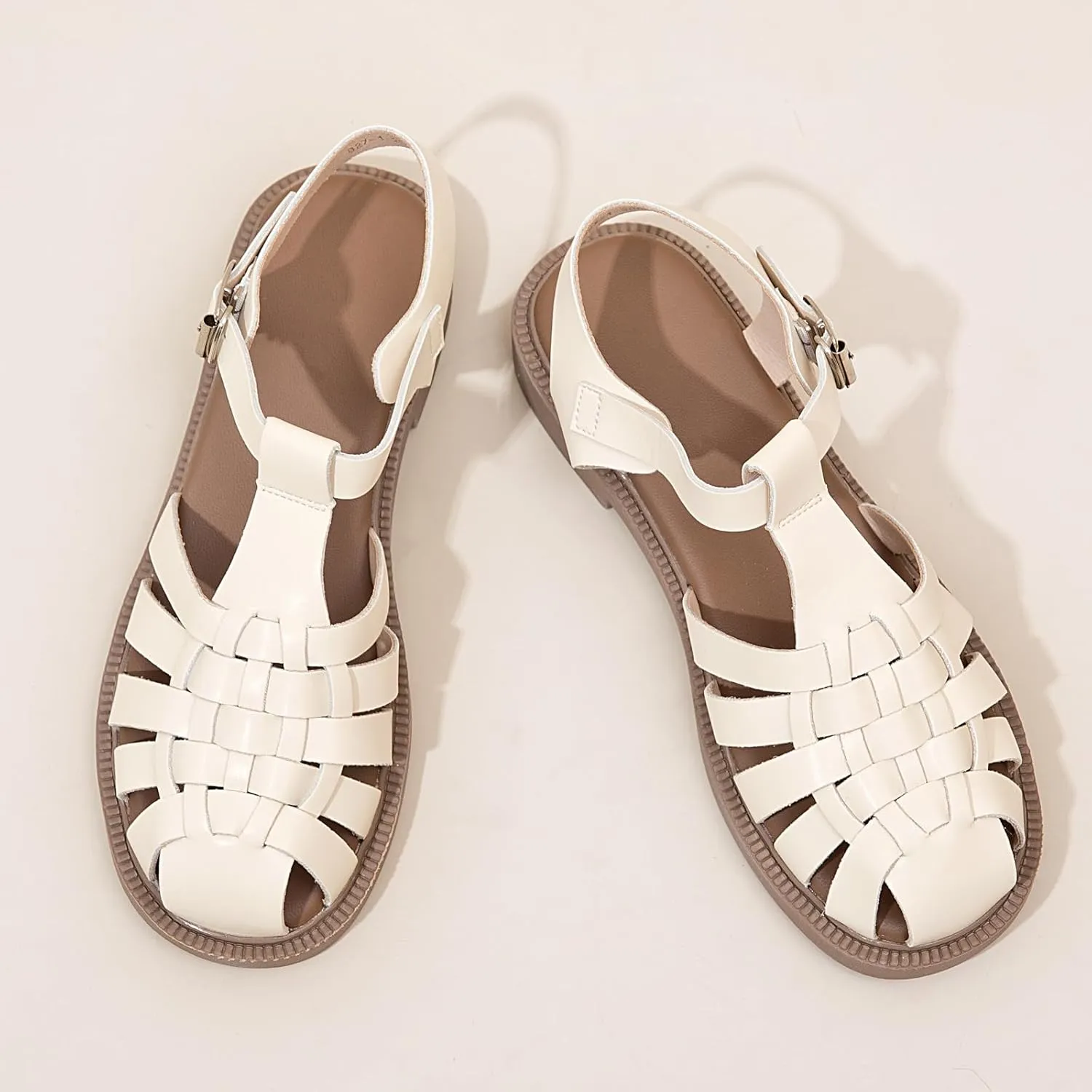 Women's Closed Toe Flat Fisherman Sandals Comfortable Summer Retro Leather Roman Sandals
