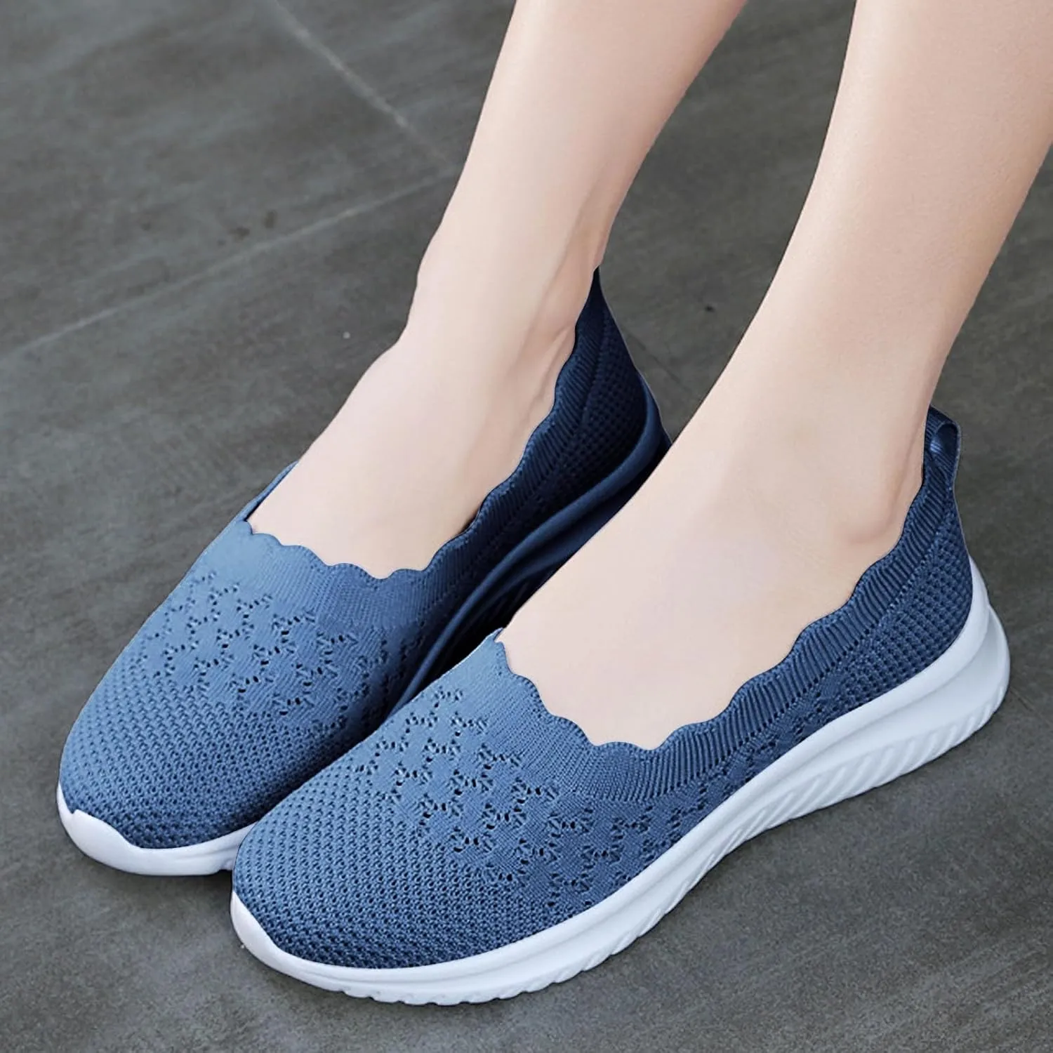 Women's Slip On Casual Flat Shoes Comfortable Breathable Knit Loafers Lightweight Walking Sneakers for Everyday