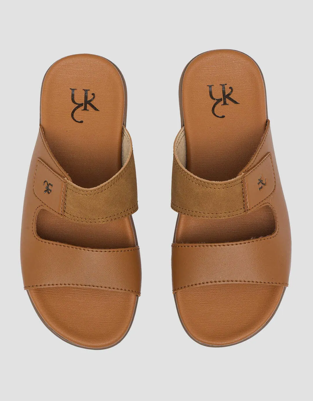 Yongki Komaladi IVM4029KL Sandal Slip On Pria