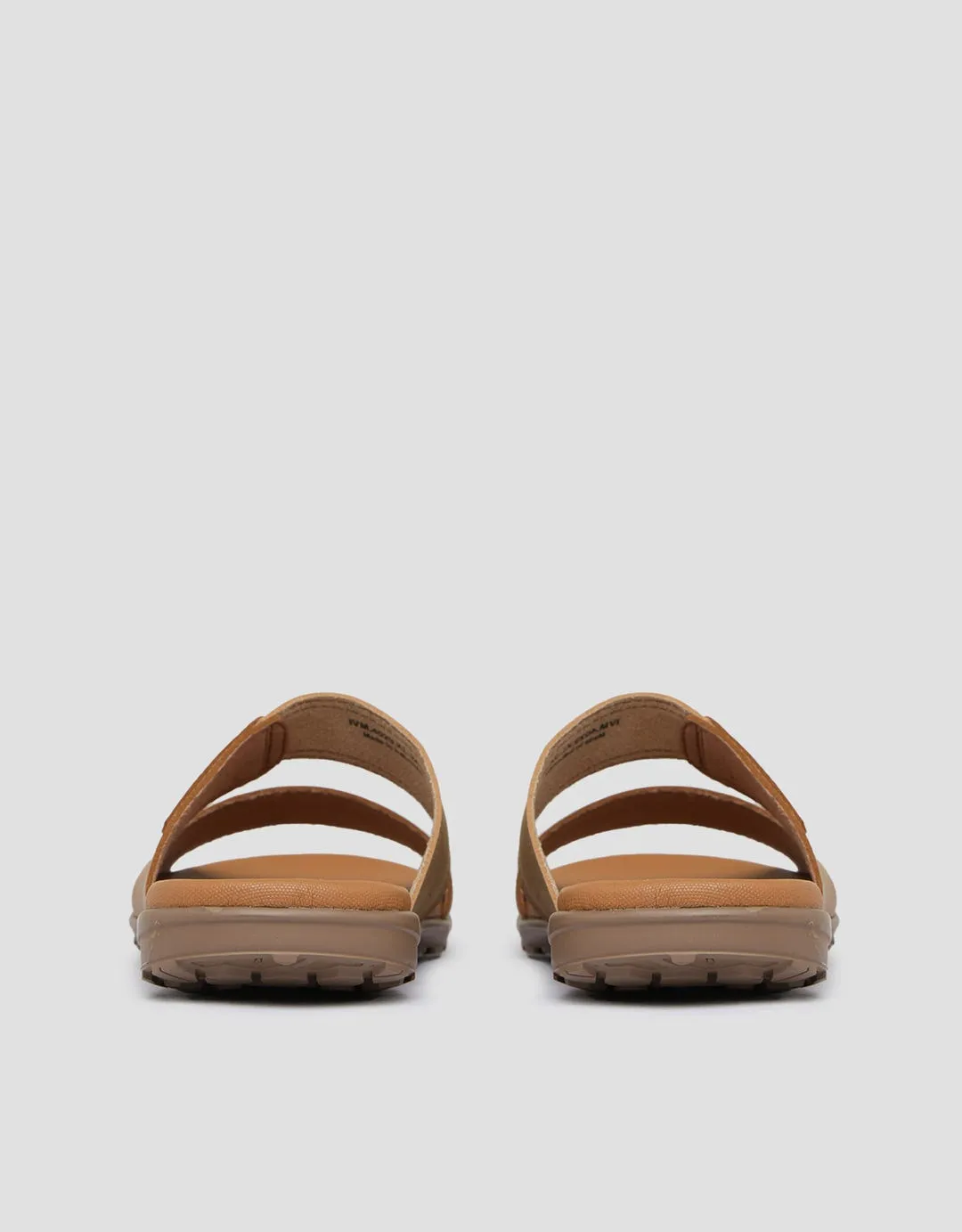 Yongki Komaladi IVM4029KL Sandal Slip On Pria